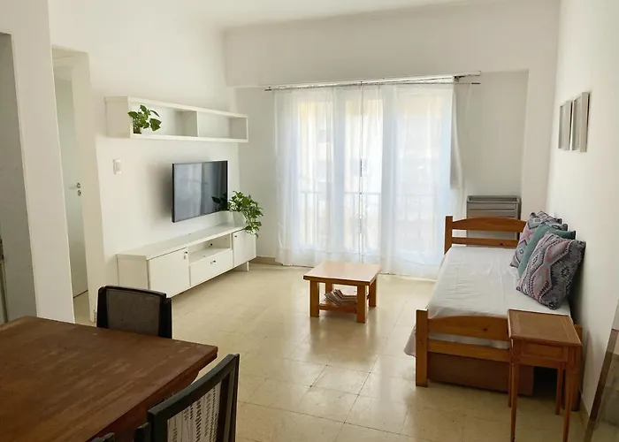 Departamento en La Perla, a una cuadra del mar