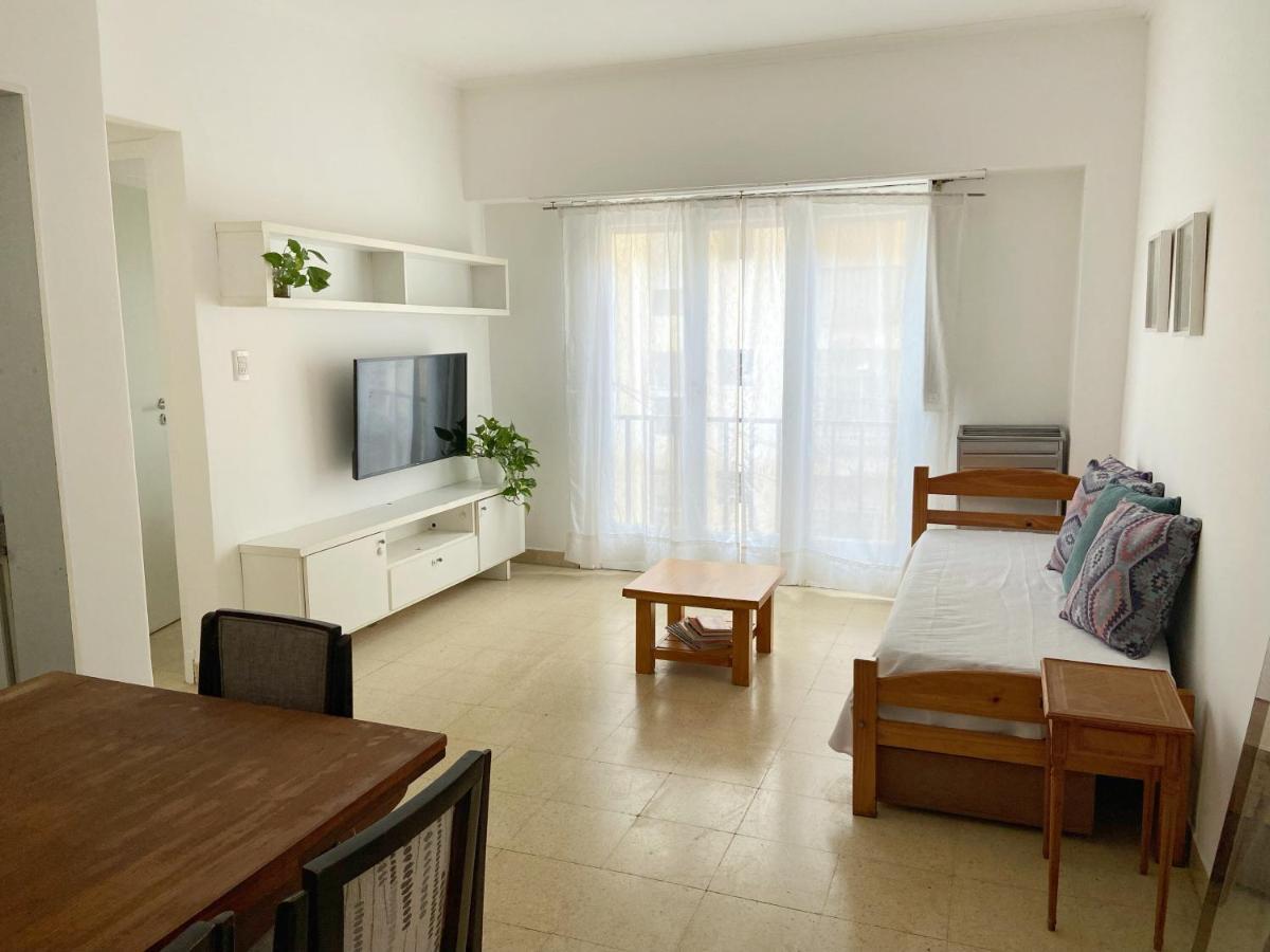 Departamento En La Perla, A Cuadra Del Mar
